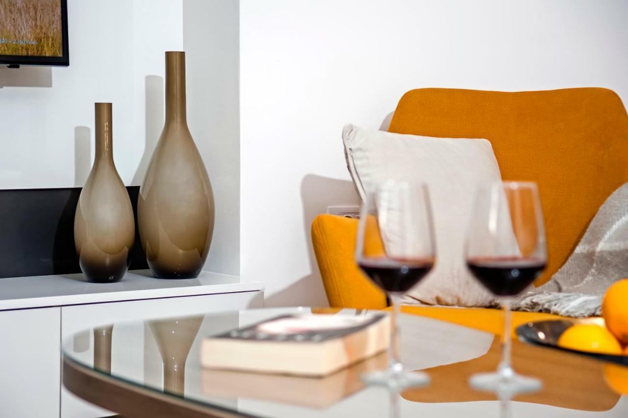 Apartments Vincero 罗维尼 外观 照片